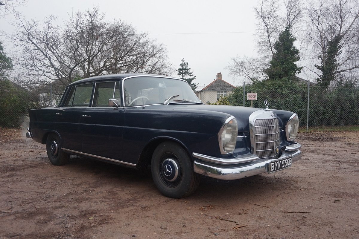 Mercedes 220S ‘Fintail’ 1964