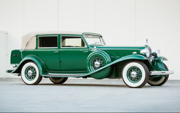 1932 Cadillac V-16 452B Madame X Imperial Sedan
