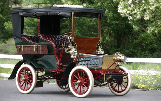 1903 Toledo 12-Horsepower Rear-Entrance Touring Car