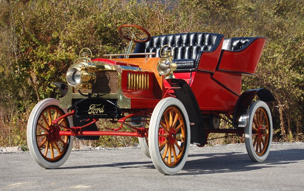 1904 Ford Model C Rear-Entrance Tonneau