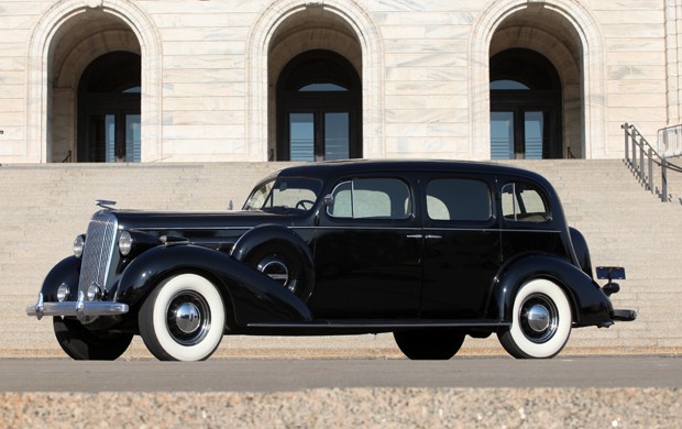 1936 Buick Series 90L Limited Limousine