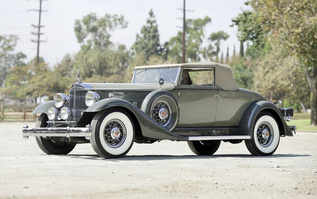 1933 Packard Model 1004 Super Eight Coupe Roadster