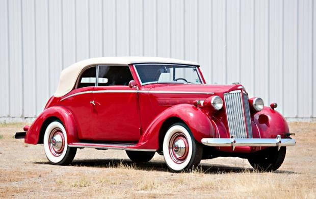 1937 Packard 115-C Cabriolet
