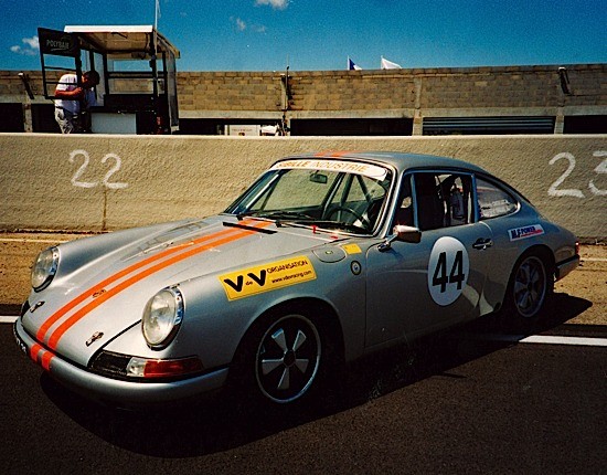 PORSCHE 911 2.0L VHC GTS 11  1965 Ex Raymond Touroul #301690 Fiche F