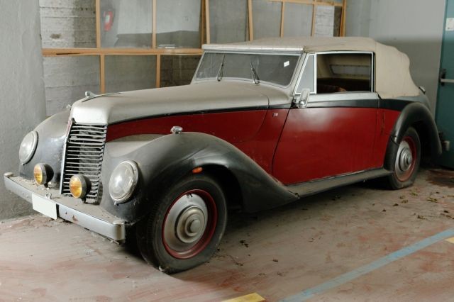 1947 Armstrong-Siddeley Hurricane 16 HP cabriolet