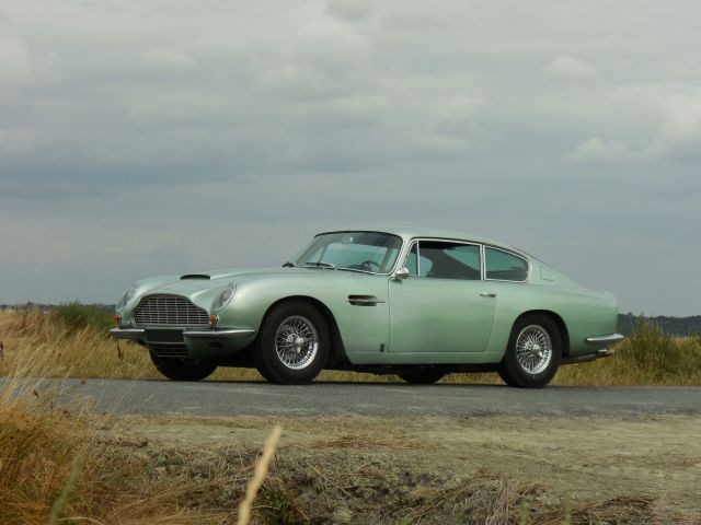 1966 Aston Martin DB6 Vantage coupÃ©