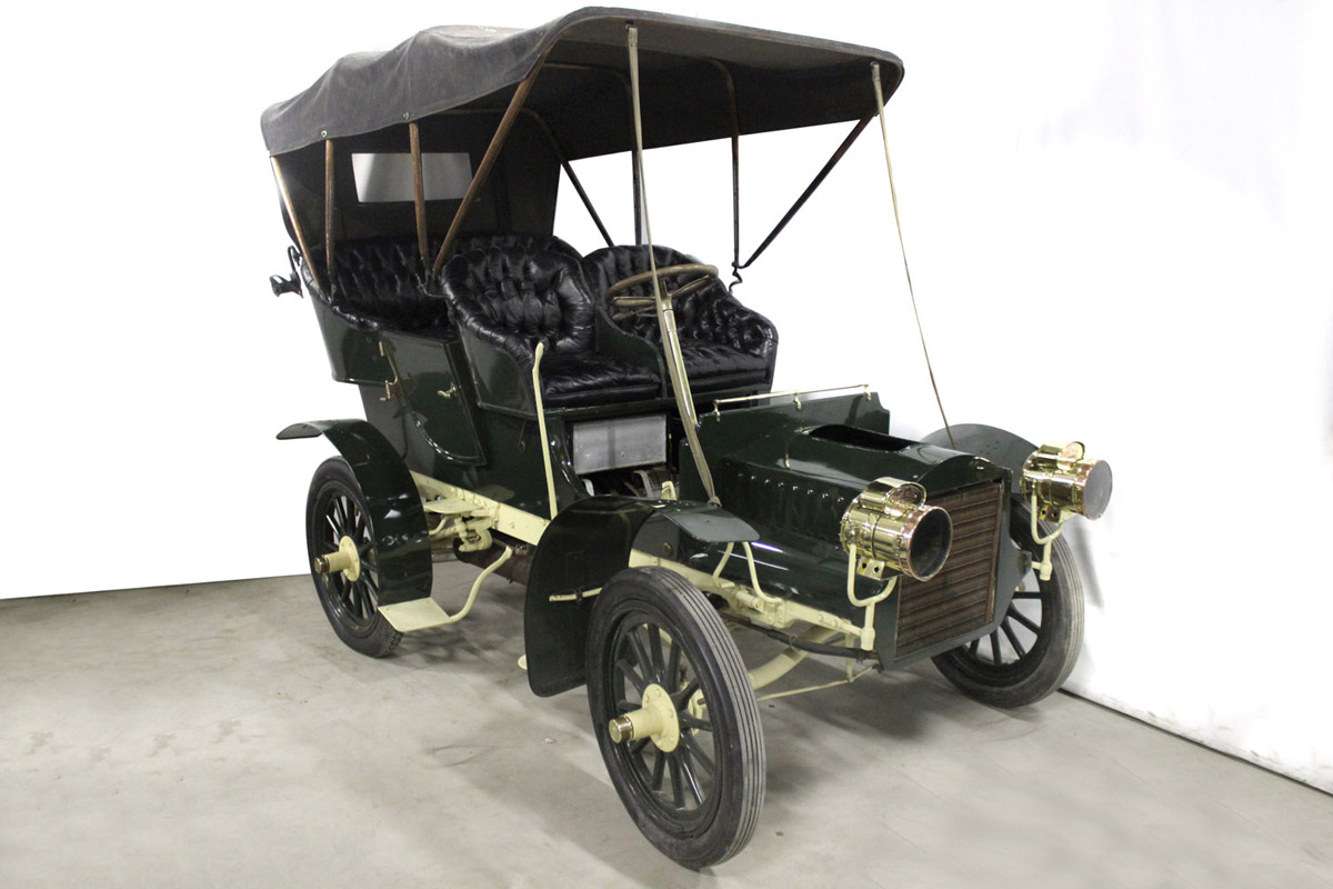 1905 Cadillac Model C Touring