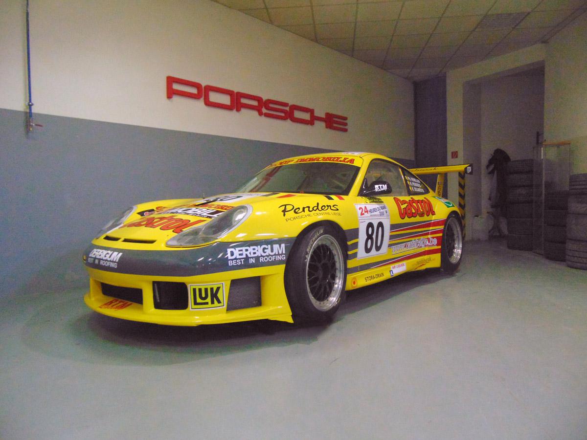 2000 Porsche 996 GT3-R