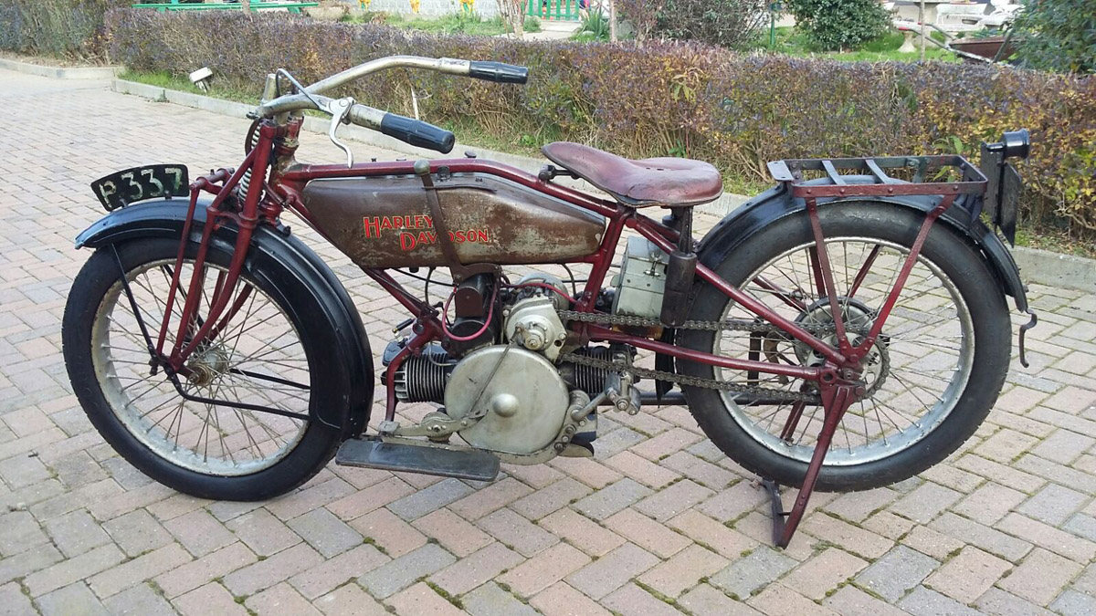 1921 Harleyâ€“Davidson Model WJ