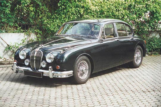 1960 Jaguar Mk2 3.8 Litre Saloon by Vicarage