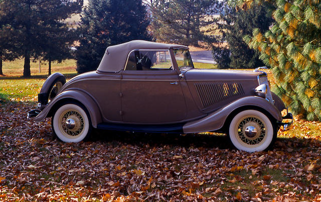 1934 Ford Model 40 V-8 Cabriolet