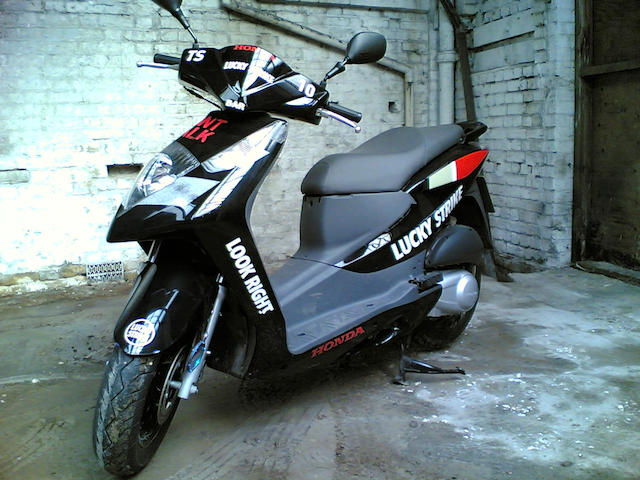 2004 Honda Dylan 125cc Paddock Scooter