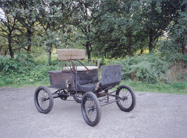 1900 Locomobile Steamer Type 2  5-½hp Spindle Seat Runabout