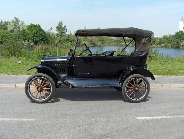 1923 Ford Model T Tourer
