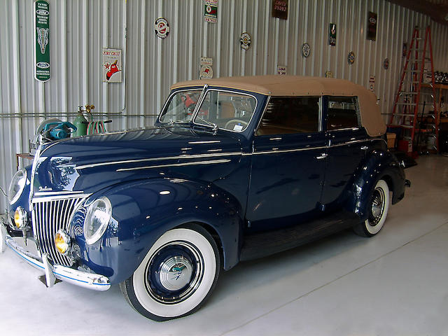 1939 Ford Model 91A Deluxe Convertible Sedan