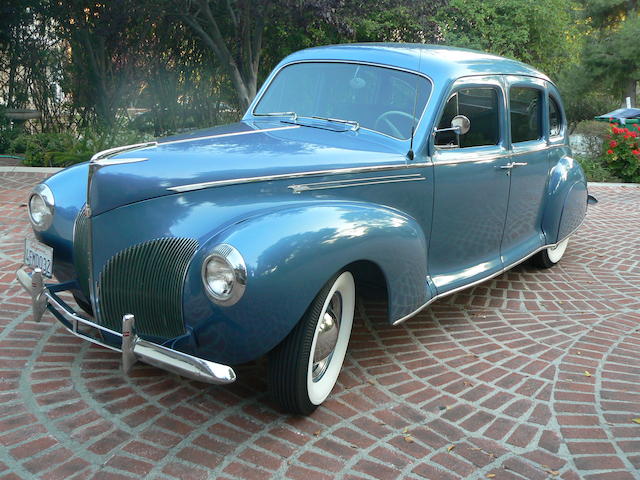 1940 Lincoln Zephyr V-12 Sedan