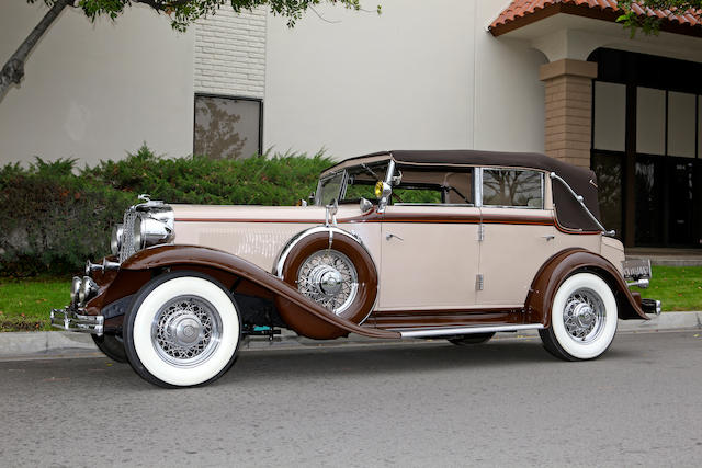1932 Chrysler CP-8 Convertible Sedan