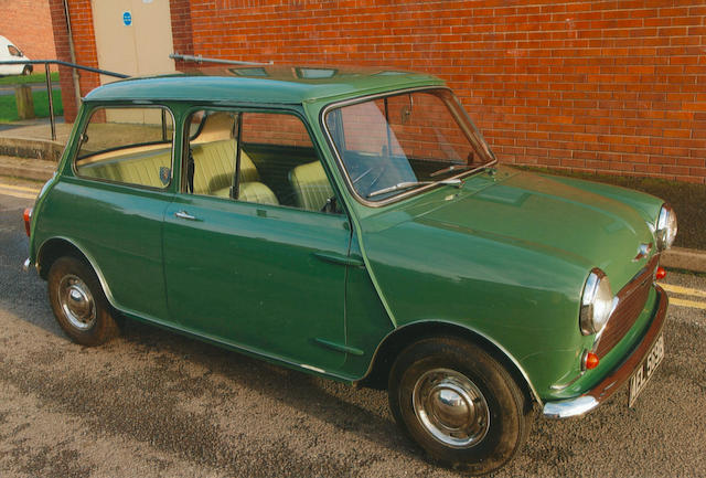 1964 Morris Mini Minor Deluxe Saloon