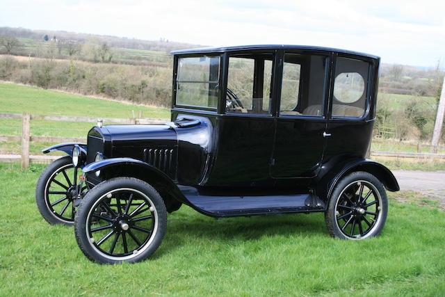 1921 Ford Model T ‘Centerdoor’ Sedan