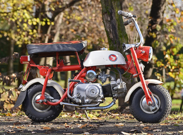 Honda Z50M 49 cm3 « Monkey Bike » 1969