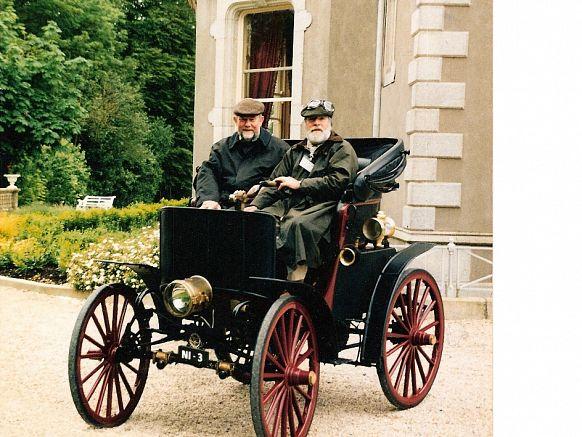 1900 Cleveland Sperry System Electric Three-Seater Stanhope