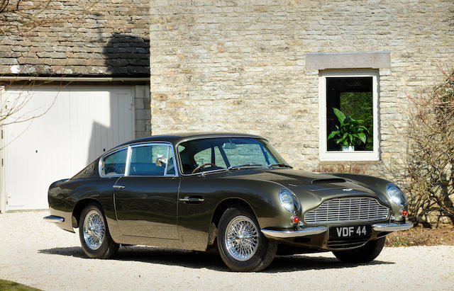 1967 Aston Martin DB6 Vantage Sports Saloon