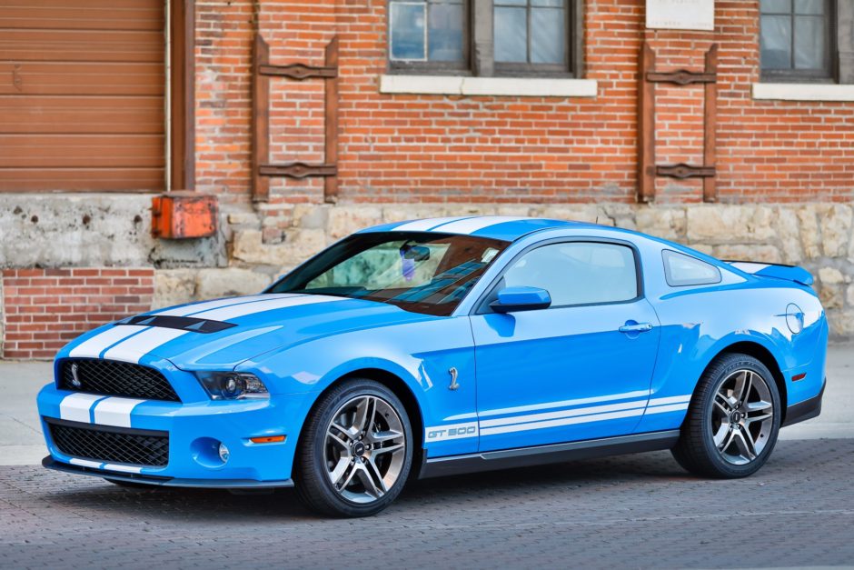 2100-Mile 2010 Ford Mustang Shelby GT500