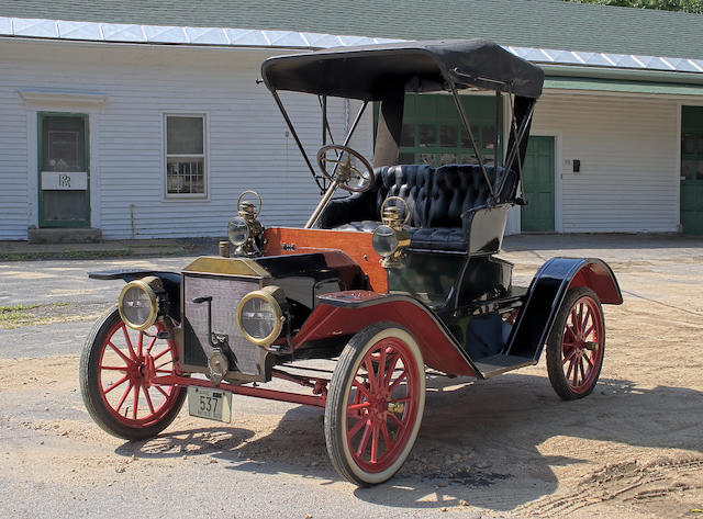 1907 Ford Model R ‘Turtle Back’ Two Passenger Runabout