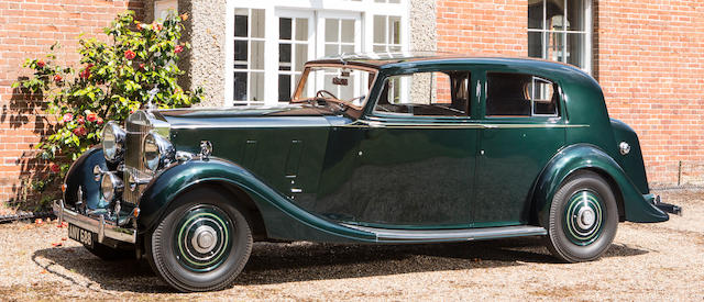 The 1938 Earls Court Motor Show


1938 Rolls-Royce Phantom III Limousine
Coachwork by Thrupp & Maberly