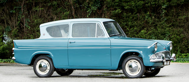 1960 Ford Anglia Deluxe Saloon