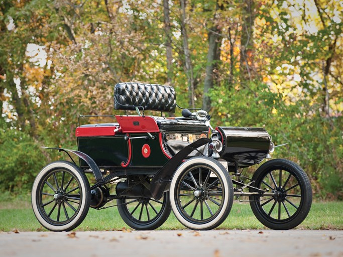 1903 Oldsmobile Model R Curved-Dash Dos-a-Dos Runabout