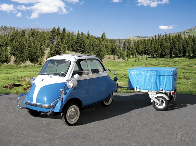 1957 BMW Isetta 300 and Trailer