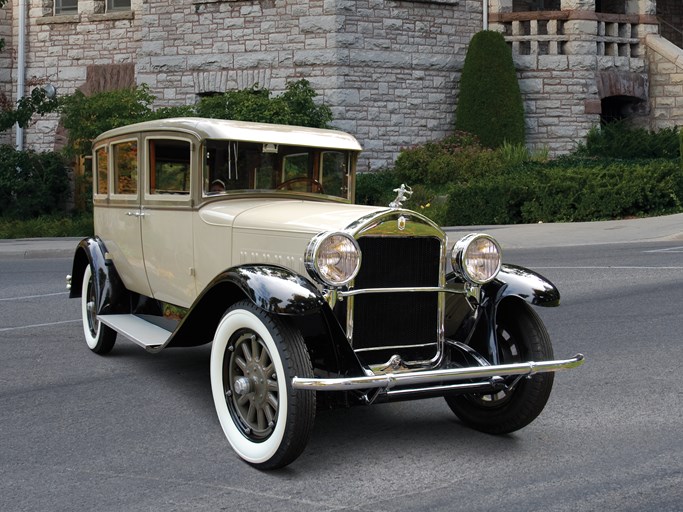 1928 Pierce-Arrow Model 81 Five-Passenger Sedan