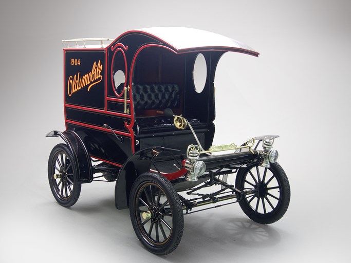 1904 Oldsmobile Model R Curved Dash 