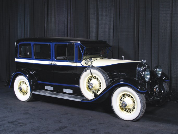1930 Auburn 8-125A Deluxe Sedan