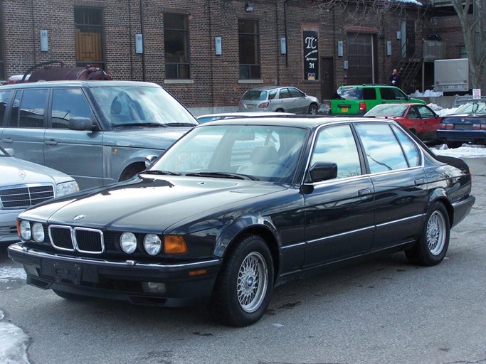 1992 BMW 750 IL 4D