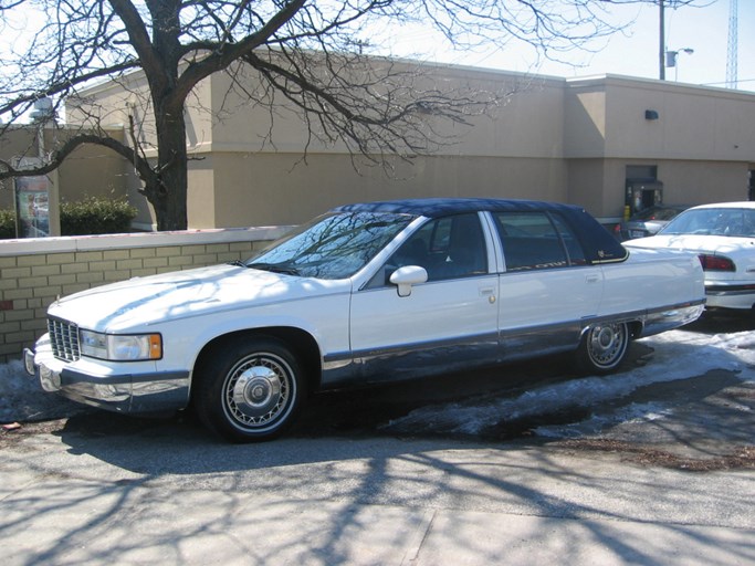 1994 Cadillac Fleetwood 4D