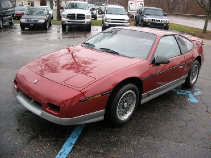 1987 Pontiac Fiero GT 2D