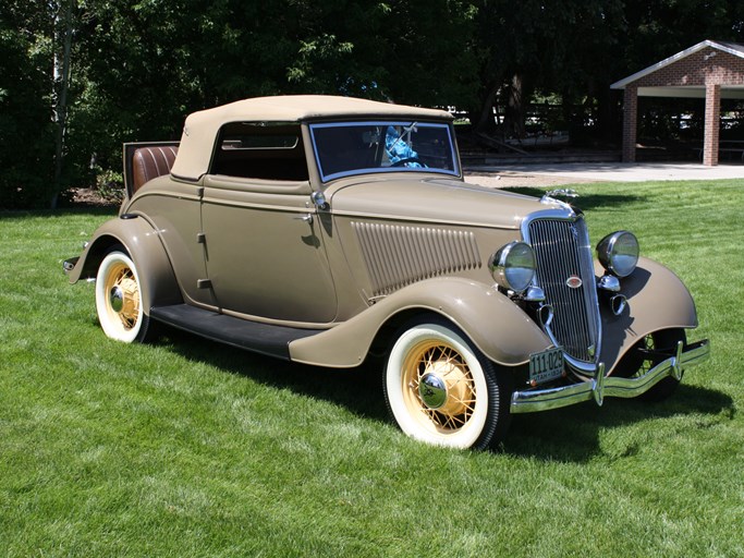 1934 Ford Model 40 Deluxe Cabriolet
