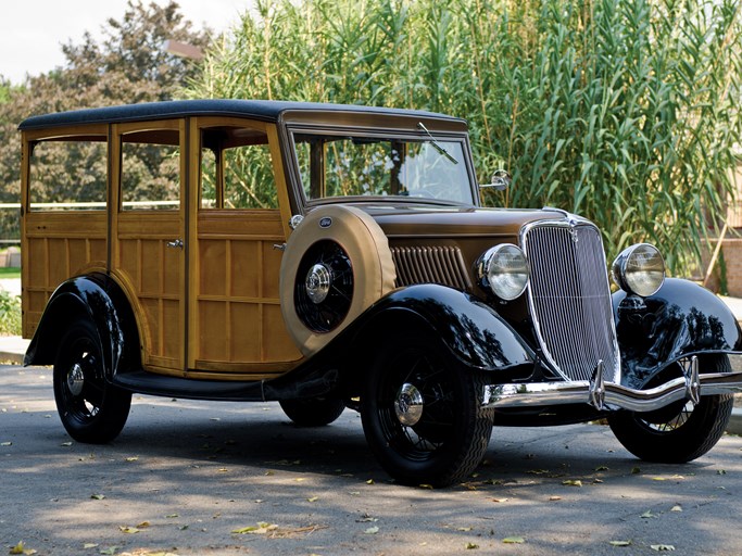 1933 Ford V-8 DeLuxe Station Wagon