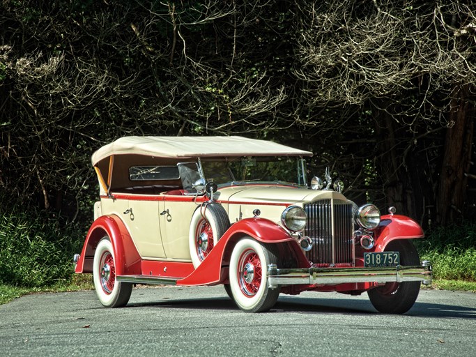 1933 Packard Super Eight Model 1004 5/7-Passenger Touring
