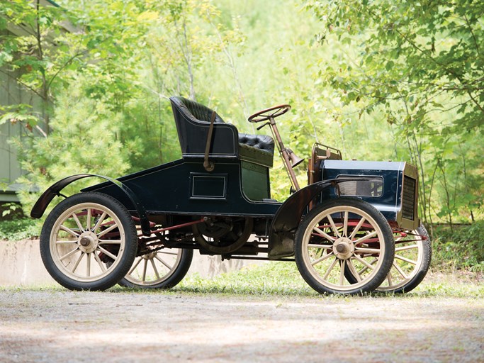 1905 Queen Model B Runabout