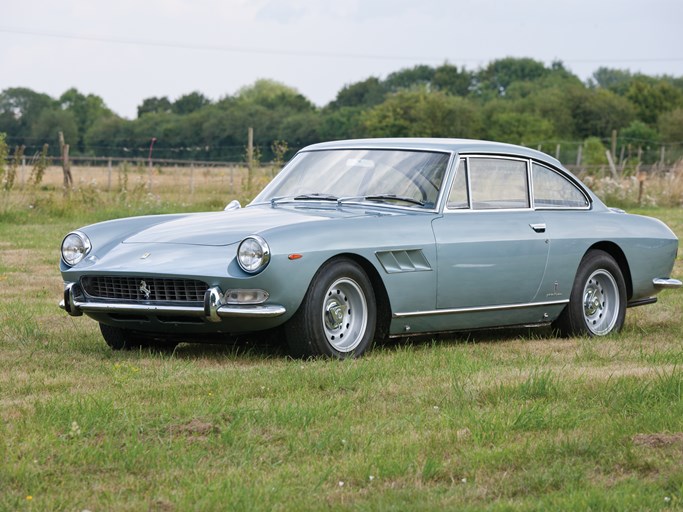 1967 Ferrari 330 GT 2+2 by Pininfarina
