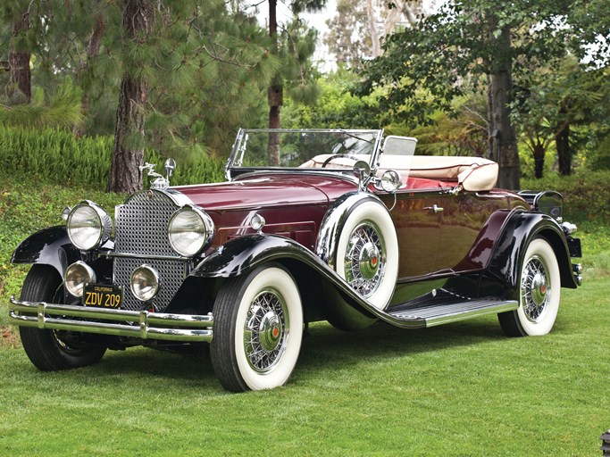 1931 Packard Deluxe Eight Roadster