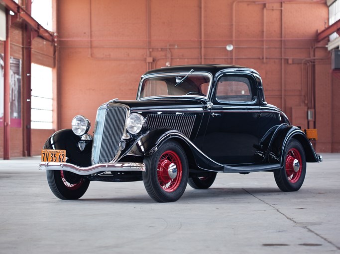 1934 Ford V-8 DeLuxe Three-Window Coupe