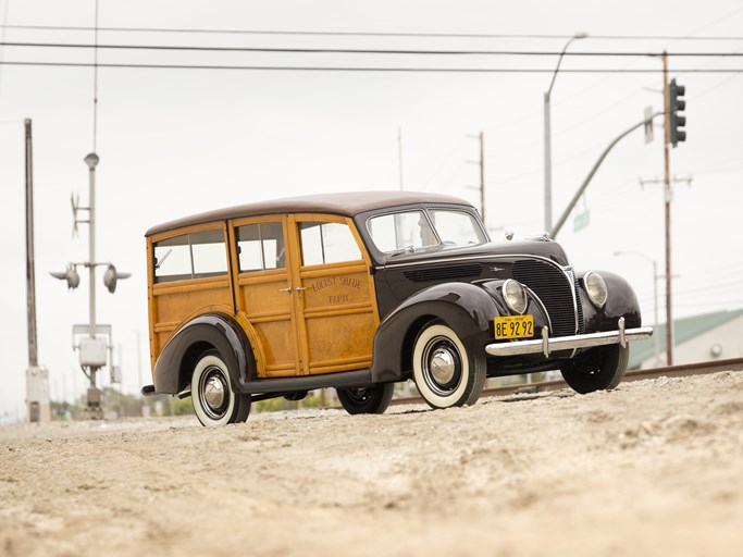 1938 Ford DeLuxe Station Wagon