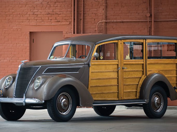 1937 Ford Deluxe Station Wagon