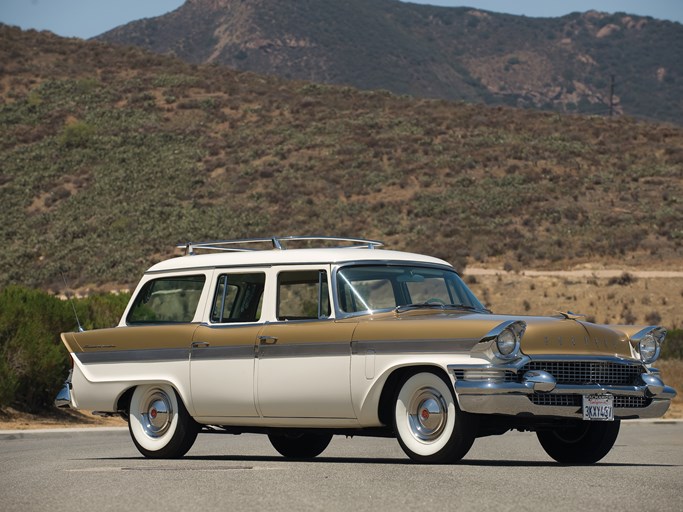 1957 Packard Clipper Country Sedan