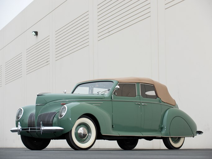1938 Lincoln Zephyr Convertible Sedan