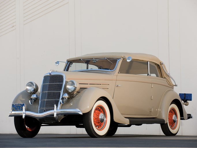 1935 Ford Deluxe Convertible Sedan by GlÃ¤ser